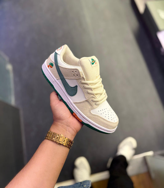 Nike SB Dunk Low First Copy Shoes | 7A Quality Replica Sneakers
